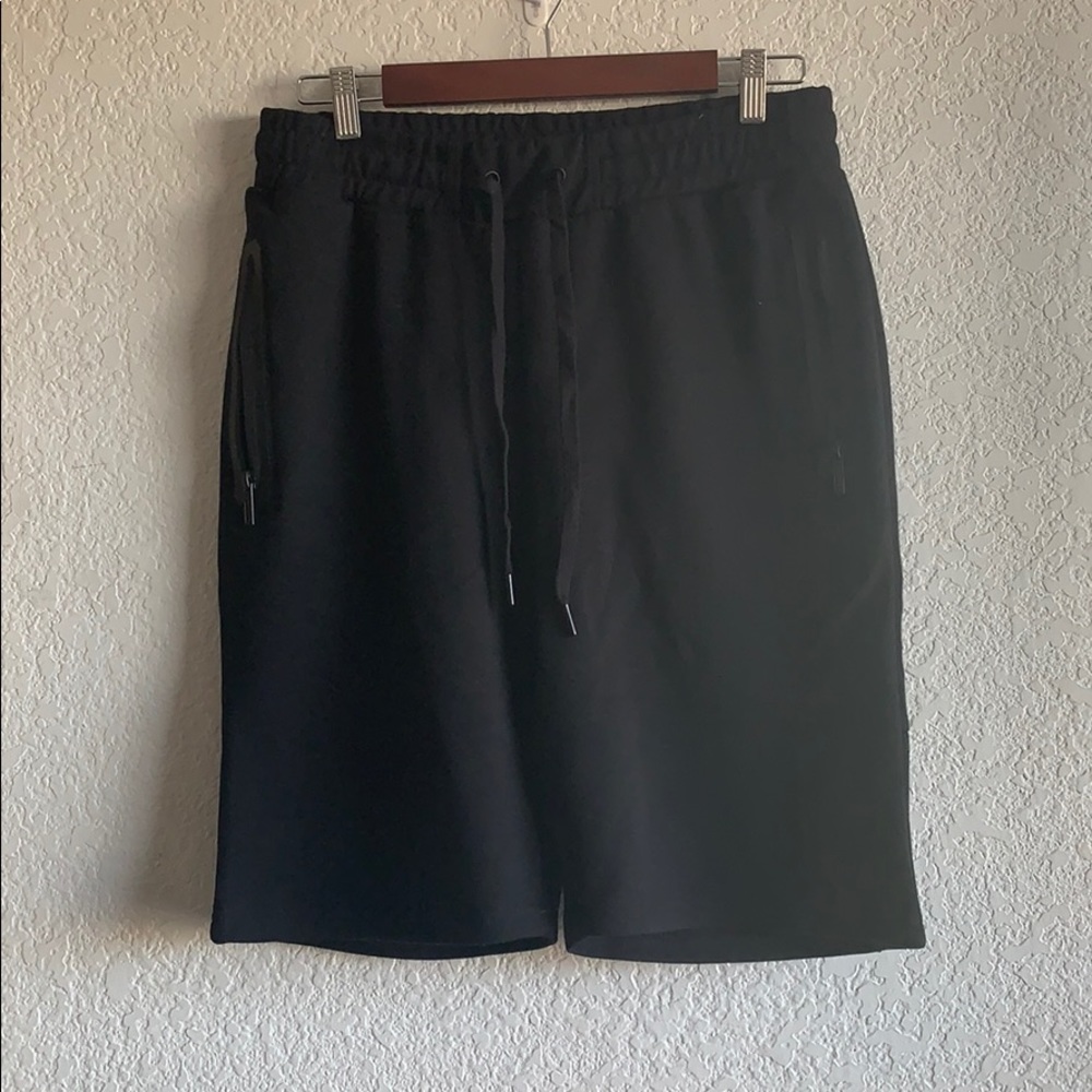 NWT Men's Tech Shorts Size L